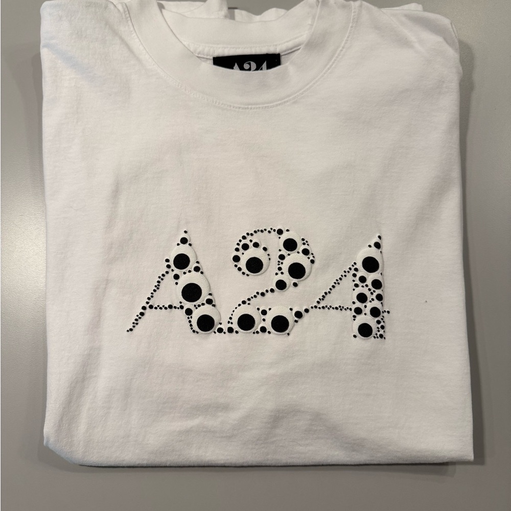 A24 “Everything, Everywhere, All At Once”White Graphic T-Shirt